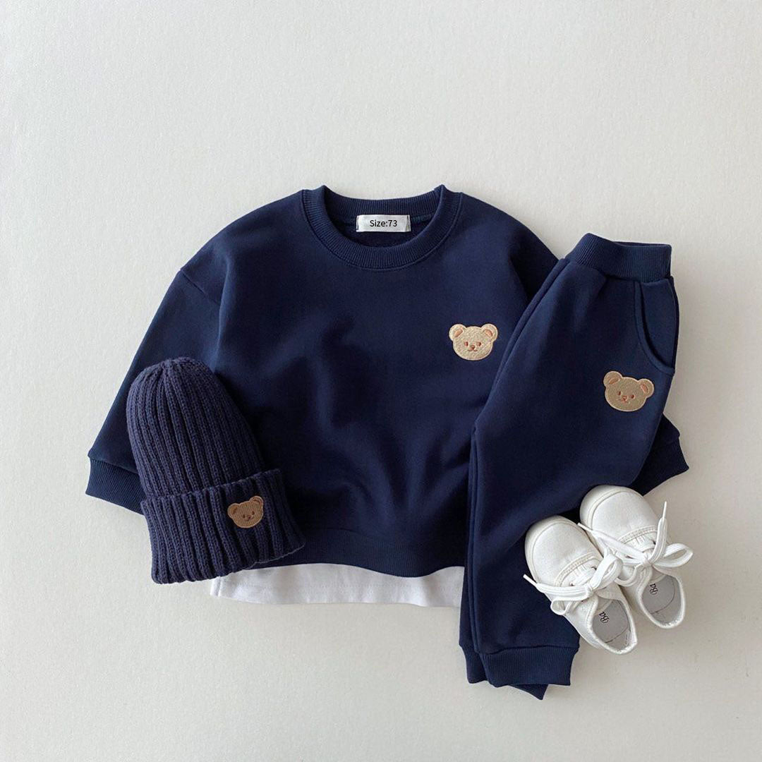 4Little Fashion - Jogging set for your little one - Pants, sweater & hat 2