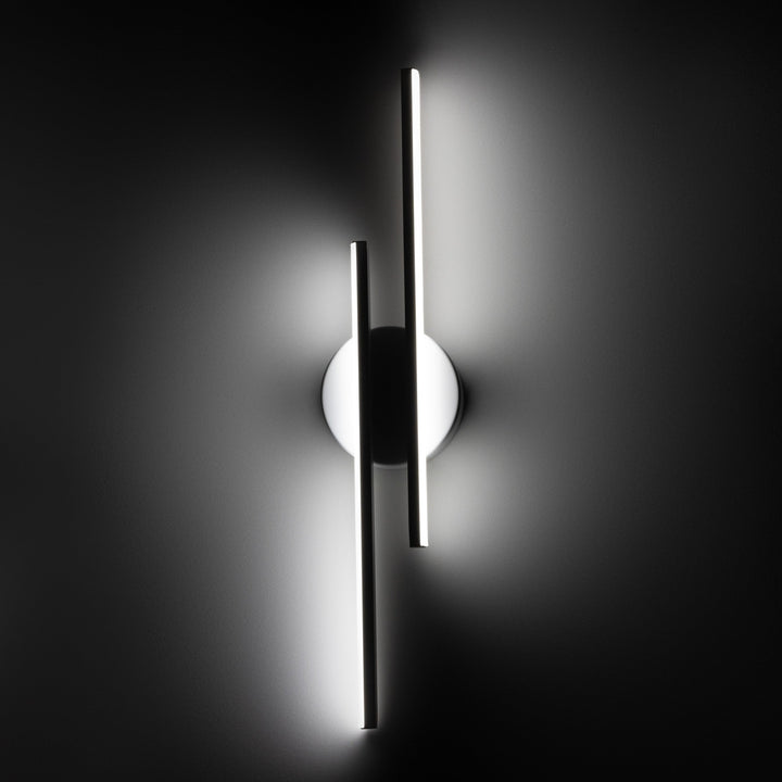 AeroBeam – Contemporary LED Wall Light 2
