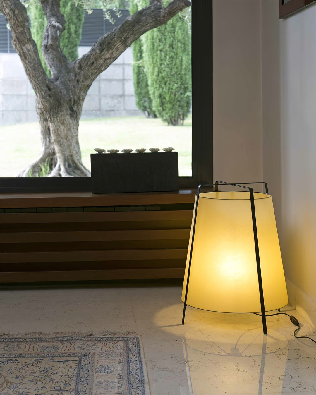AkaneBeam - Table Lamp with Japanese-Inspired Aesthetic and Soft Radiance 5