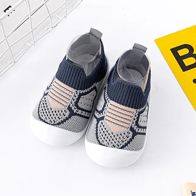 Antislip Baby Schoenen voor Kinderen – Veilig en Comfortabel, Duurzaam Materiaal, Geschikt voor Binnen en Buiten, Maten 18-24 Maanden 0