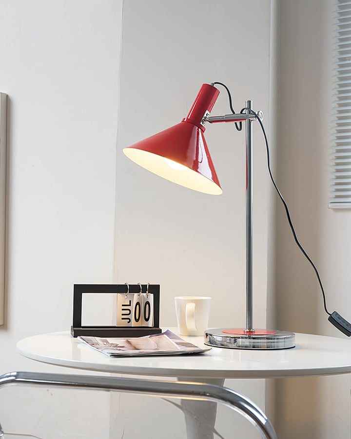 BeamAura - Sleek Table Lamp 6