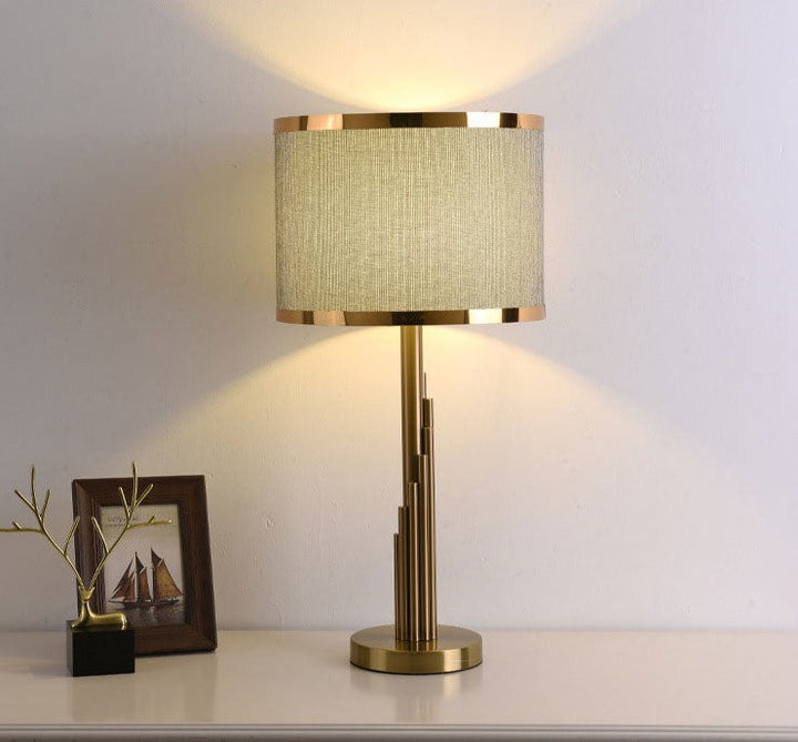 BeamLux – Stylish Desk Lamp with a Touch of Modern Luxury 5