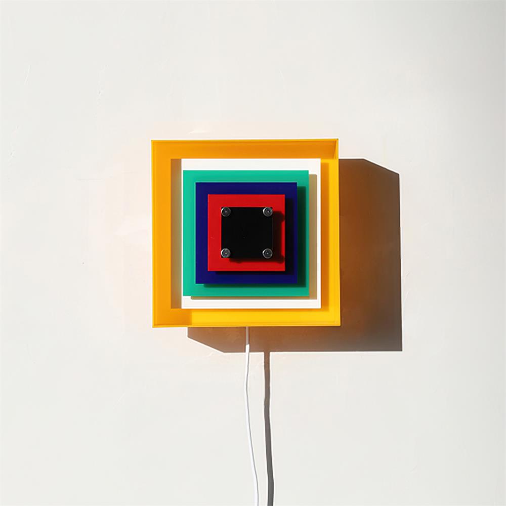 Bellin Plug In Wall Lamp 9