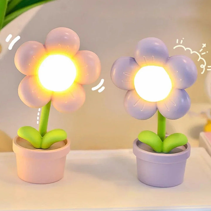 BloomAura – Elegant Petite Flower Table Lamp for Soft Lighting 6