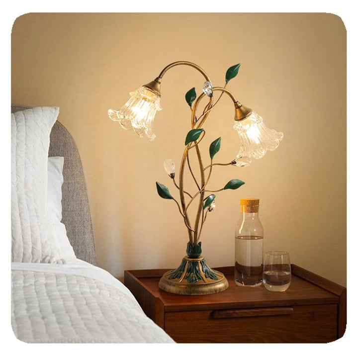 BloomGlow – Elegant Flower-Inspired Table Lamp 2