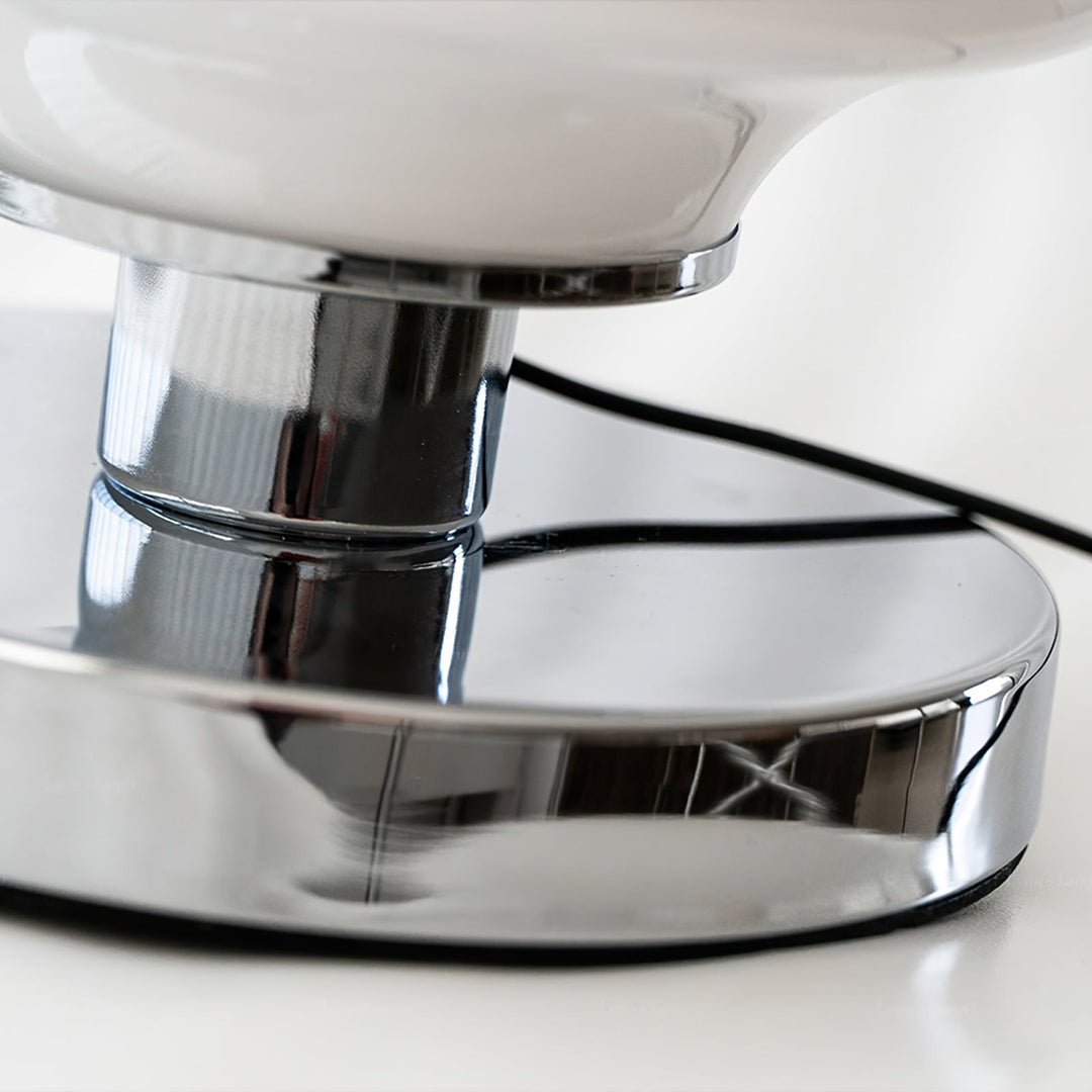 CarloShine - Table Light 4