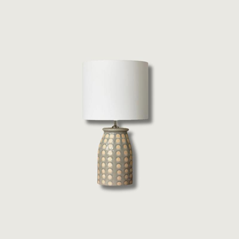 CeramLuxe – Classic Table Lamp with Artistic Touch 0