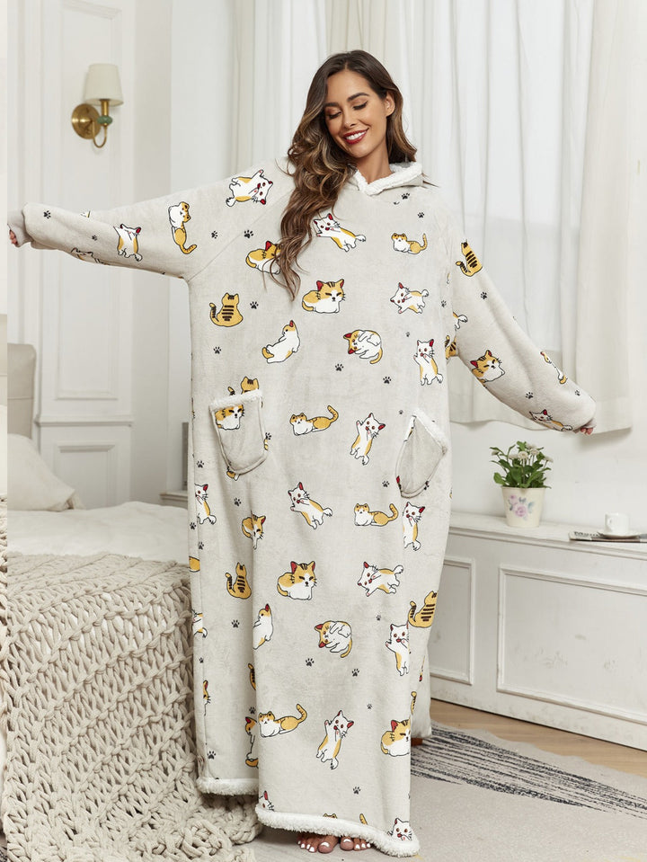 Cozy Oversized Hoodie with Extra Large Hood – Perfect for Relaxation and Comfort 2