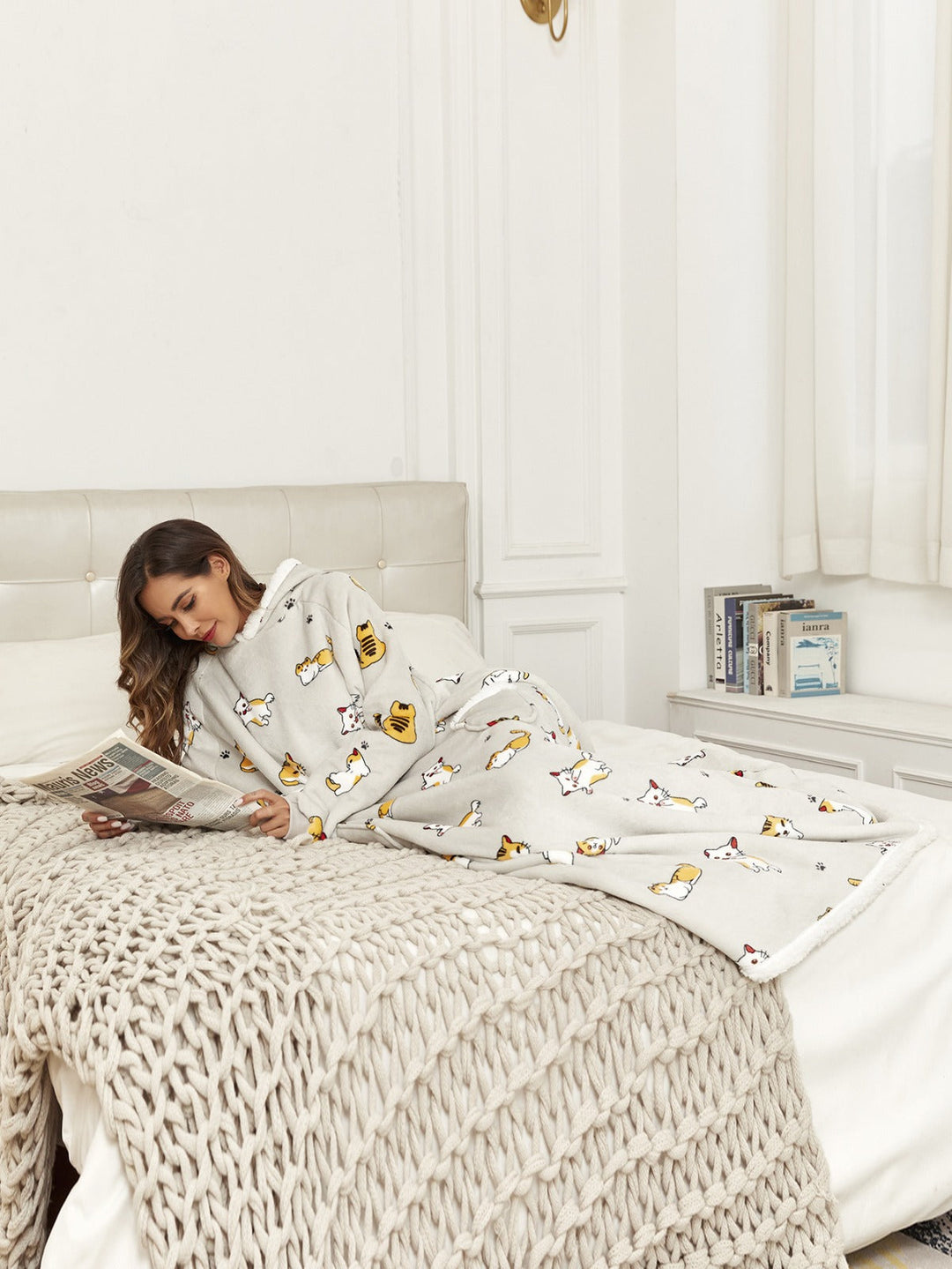 Cozy Oversized Hoodie with Extra Large Hood – Perfect for Relaxation and Comfort 4