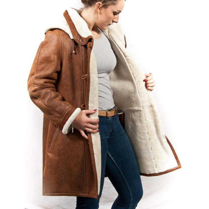 Cozy Women's Hooded Long Jacket – Shearling Lined Winter Coat with Relaxed Casual Fit 2