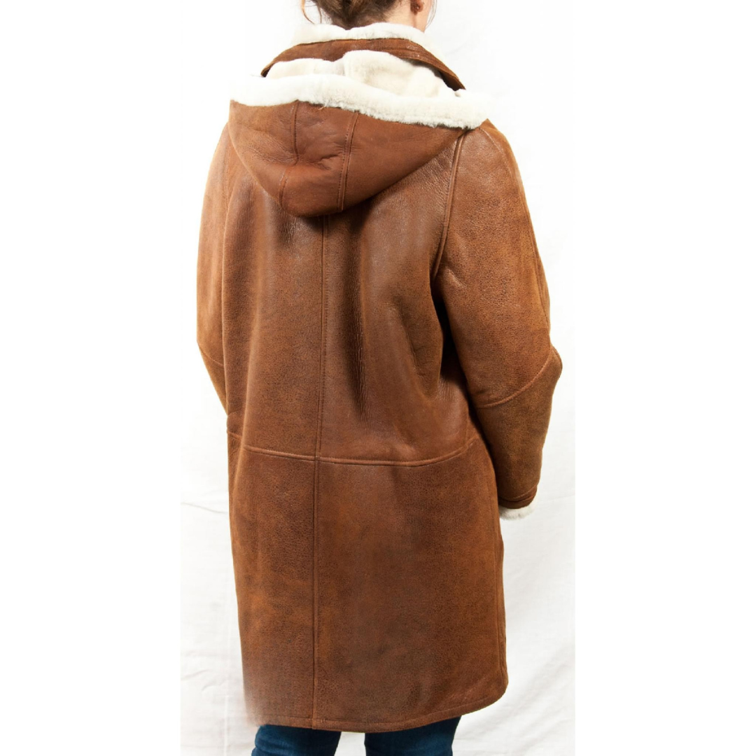 Cozy Women's Hooded Long Jacket – Shearling Lined Winter Coat with Relaxed Casual Fit 3