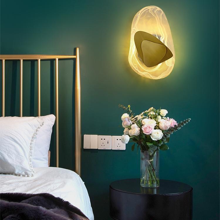 CrystalBeam – Elegant Nordic Crystal Wall Lamp 3