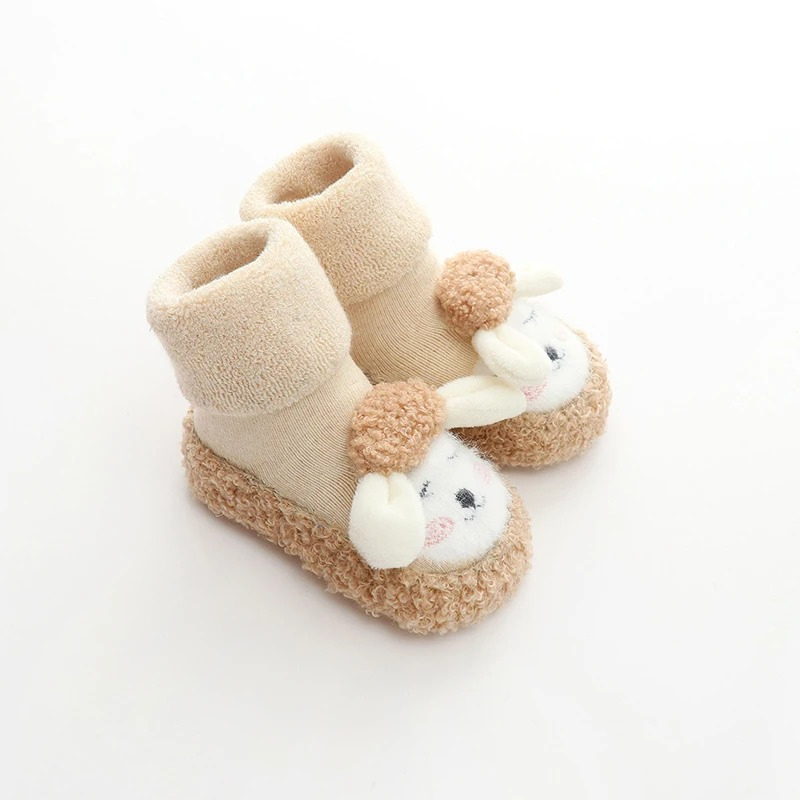 Cuddly Paws - Cute plush non-slip shoes 0