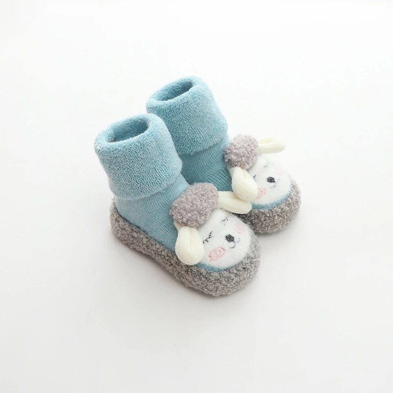 Cuddly Paws - Cute plush non-slip shoes 3