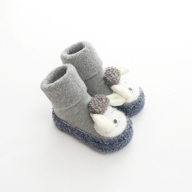 Cuddly Paws - Cute plush non-slip shoes 4