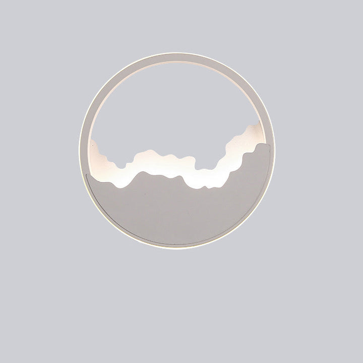 CurveLume – Stylish Wave-Design Wall Light 2