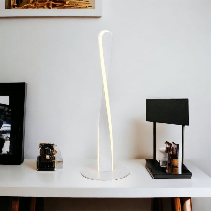 DimLume – Aluminum Desk Lamp with Flexible Dimming Function 8