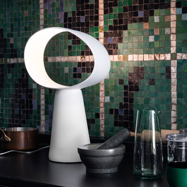 EclipseGlow - Table Lamp with Sleek Design and Atmospheric Lighting 0