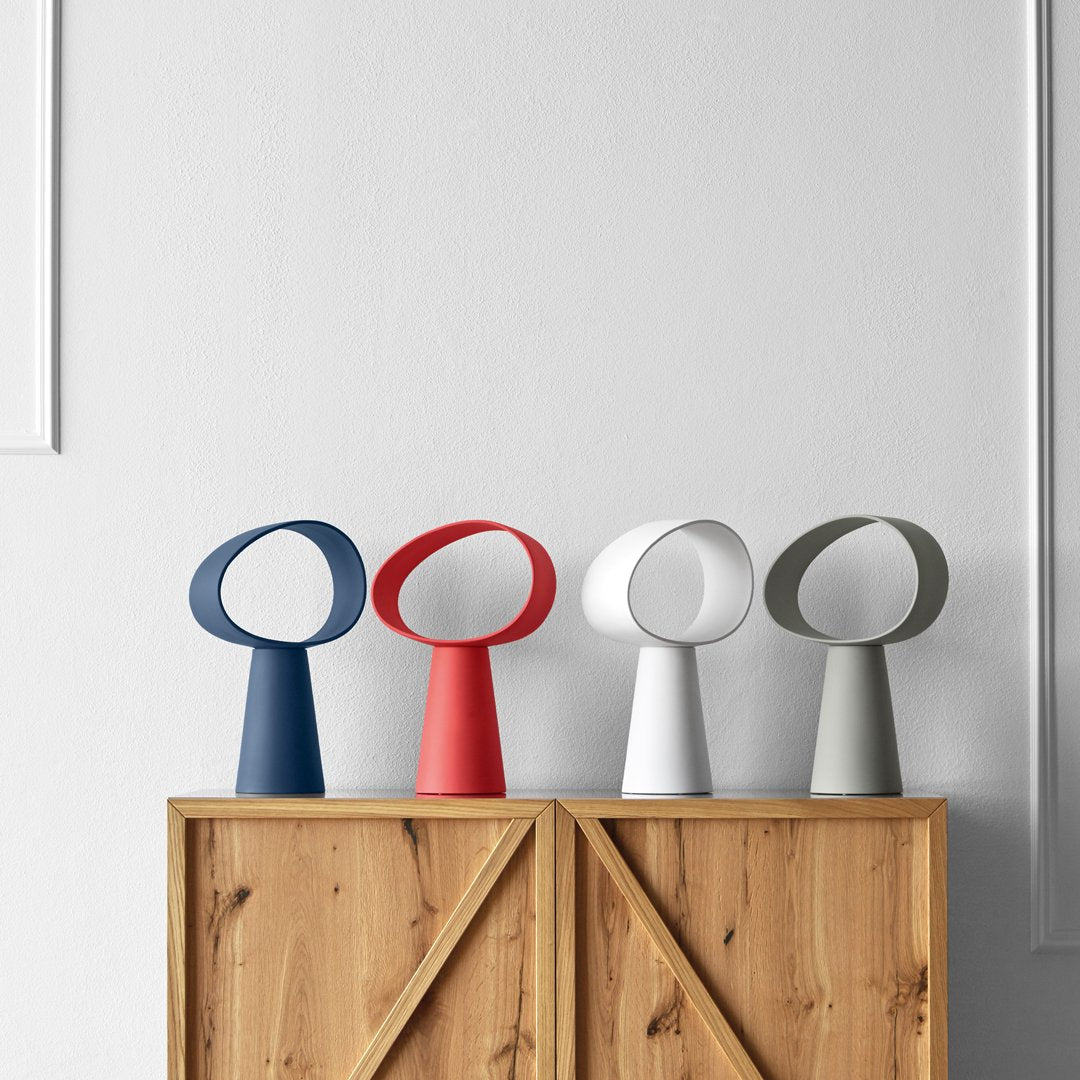 EclipseGlow - Table Lamp with Sleek Design and Atmospheric Lighting 2