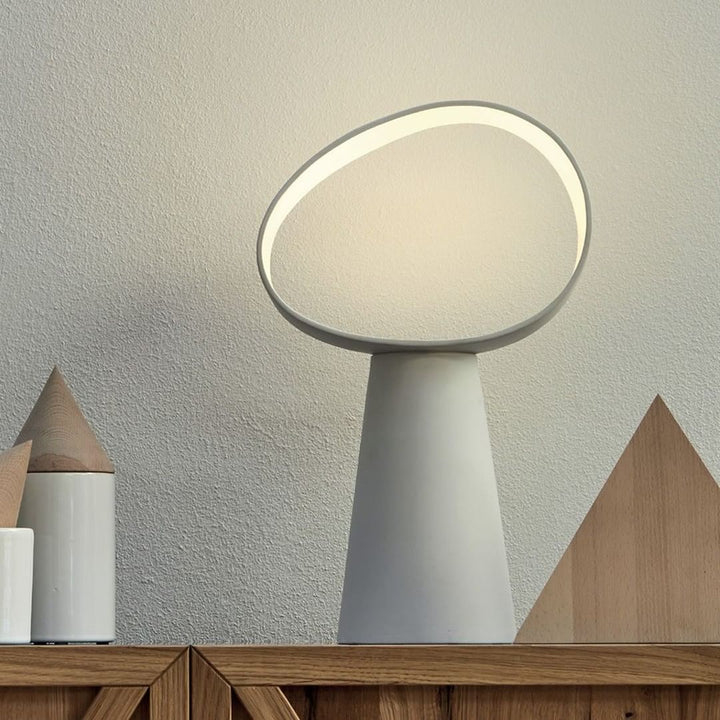 EclipseGlow - Table Lamp with Sleek Design and Atmospheric Lighting 3
