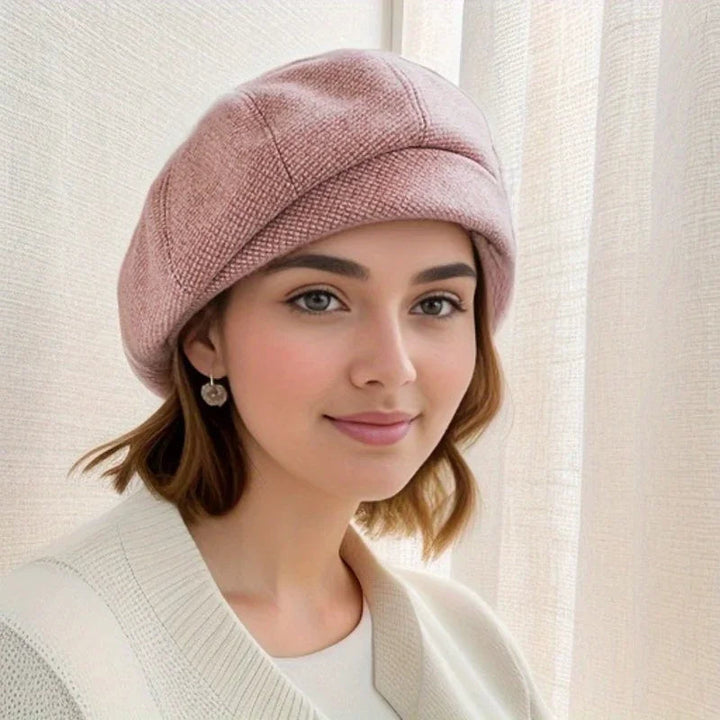 Elegant Women's Beret Hat with Soft Fabric – Timeless Accessory for Chic Style 3