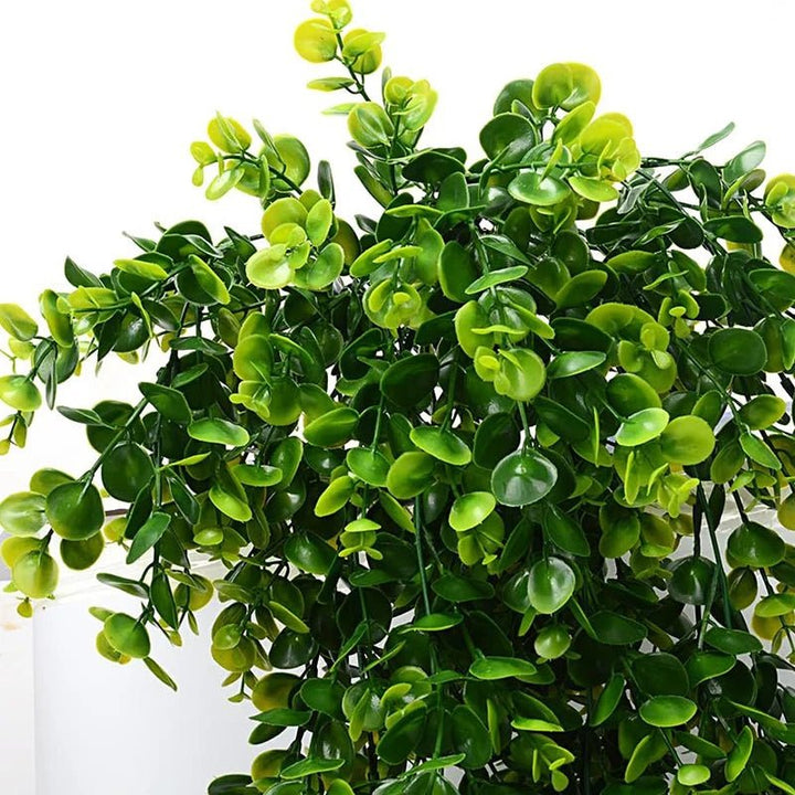 Eucalipto | Lush UV-Resistant Artificial Hanging Greenery Decor 4