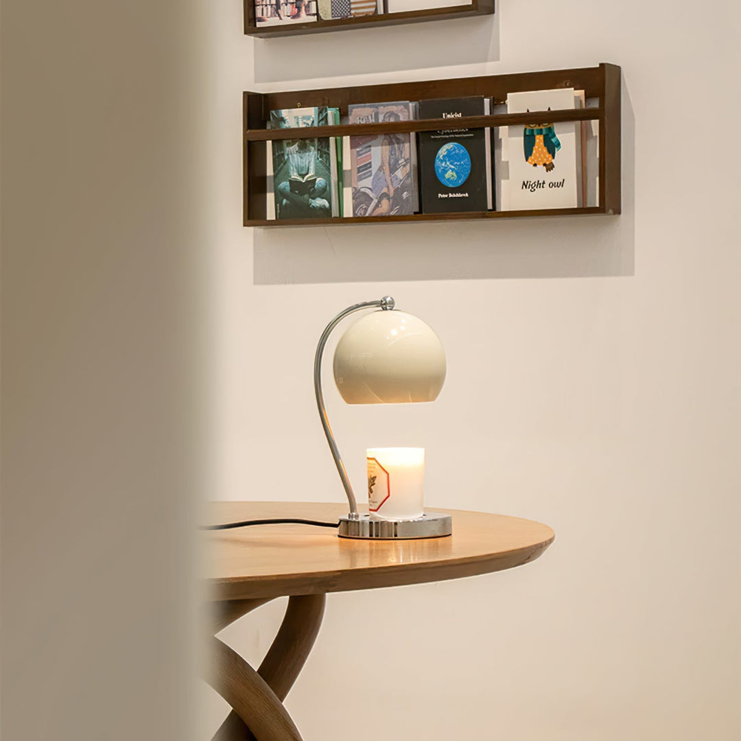 FlameGlow - Table Lamp with Candle-Like Light and Sleek Finish 5