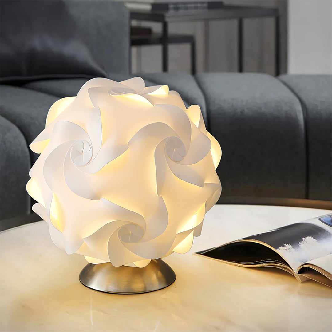FloraBeam - Table Lamp with Blooming Influence and Sophisticated Illumination 4
