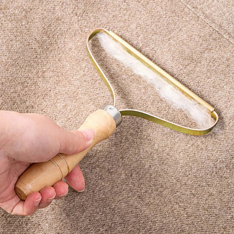 FluffFree Carpet Scraper - Ergonomic Tool for Effortless Fluff & Fur Removal 0