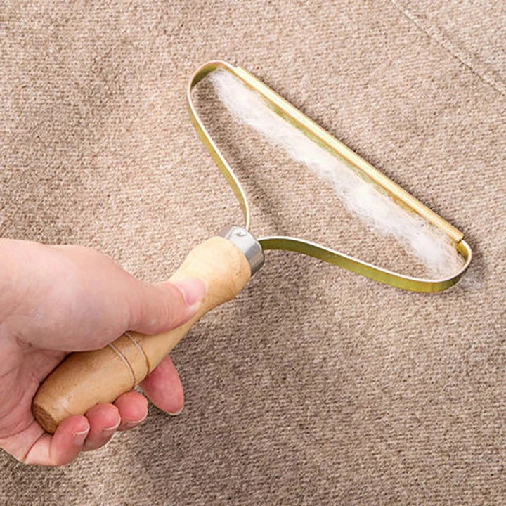 FluffFree Carpet Scraper - Ergonomic Tool for Effortless Fluff & Fur Removal 0