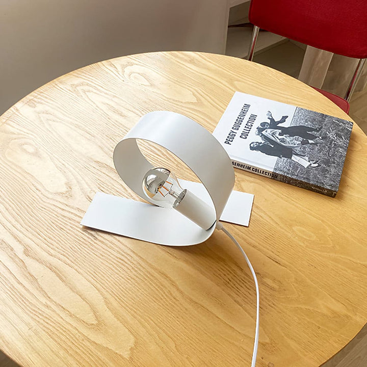 FormAura - Table Lamp 6