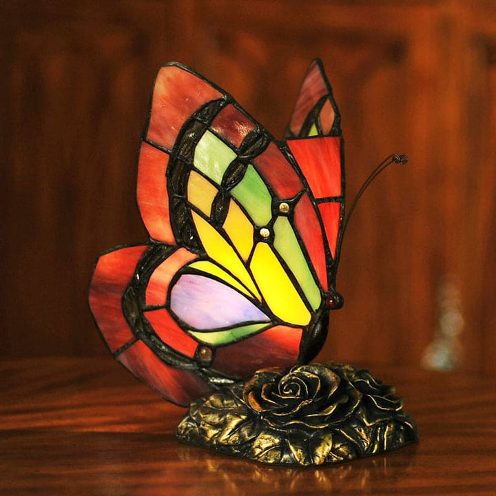 GardenLuxe – Victorian Floral Resin Table Lamp with Butterfly 4