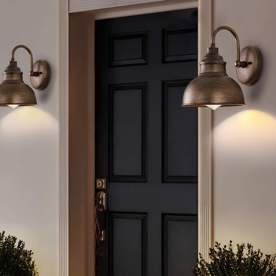 Heritage Outdoor Sconce – A rust-resistant, vintage-style wall lantern for patios and gardens. 7