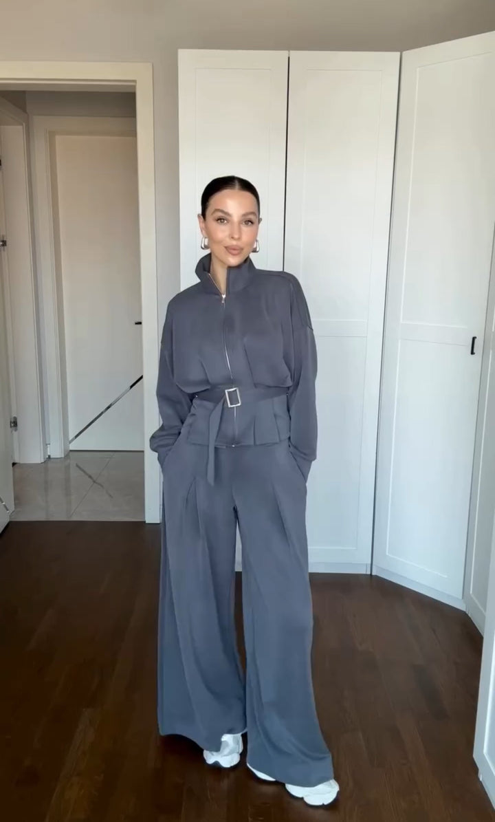 Ilary | Modern Two-Piece Coordinate Set with Zipped Sweatshirt – Stylish Comfort for Everyday Wear 0