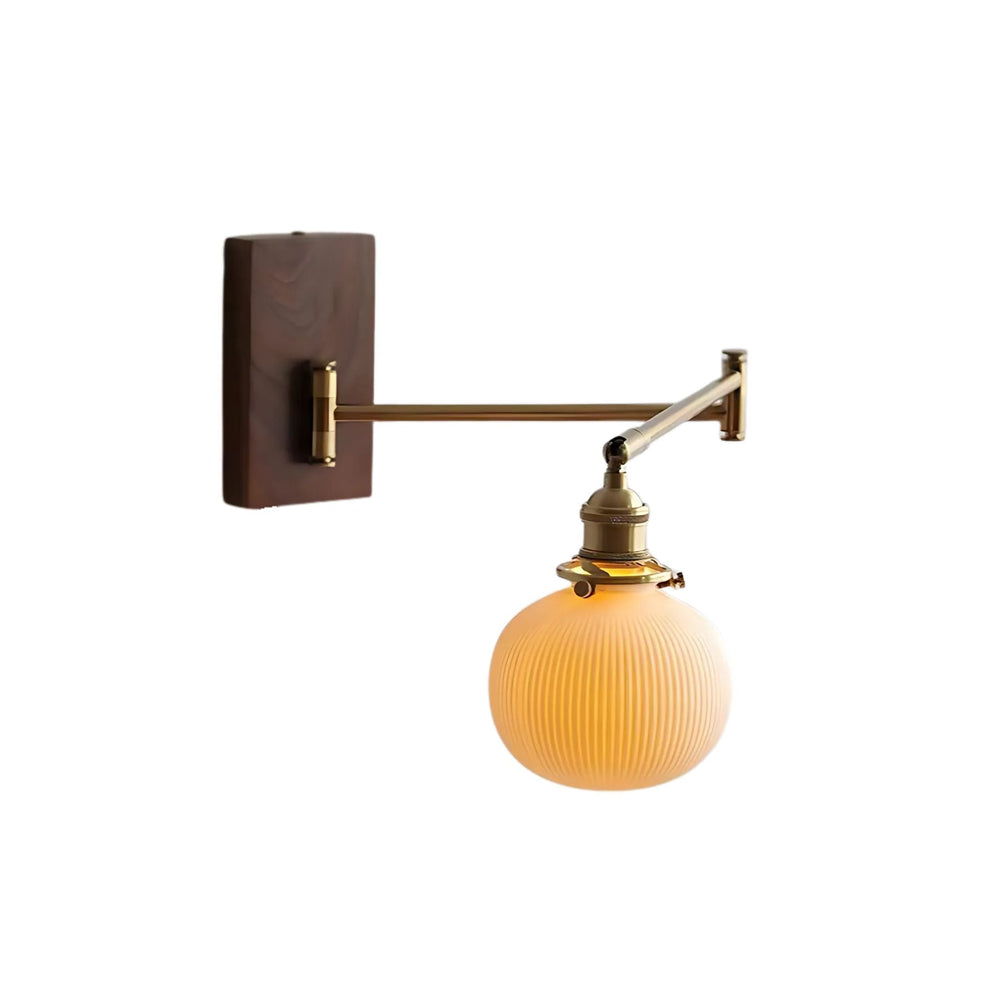Kelvison Wall Lamp 1