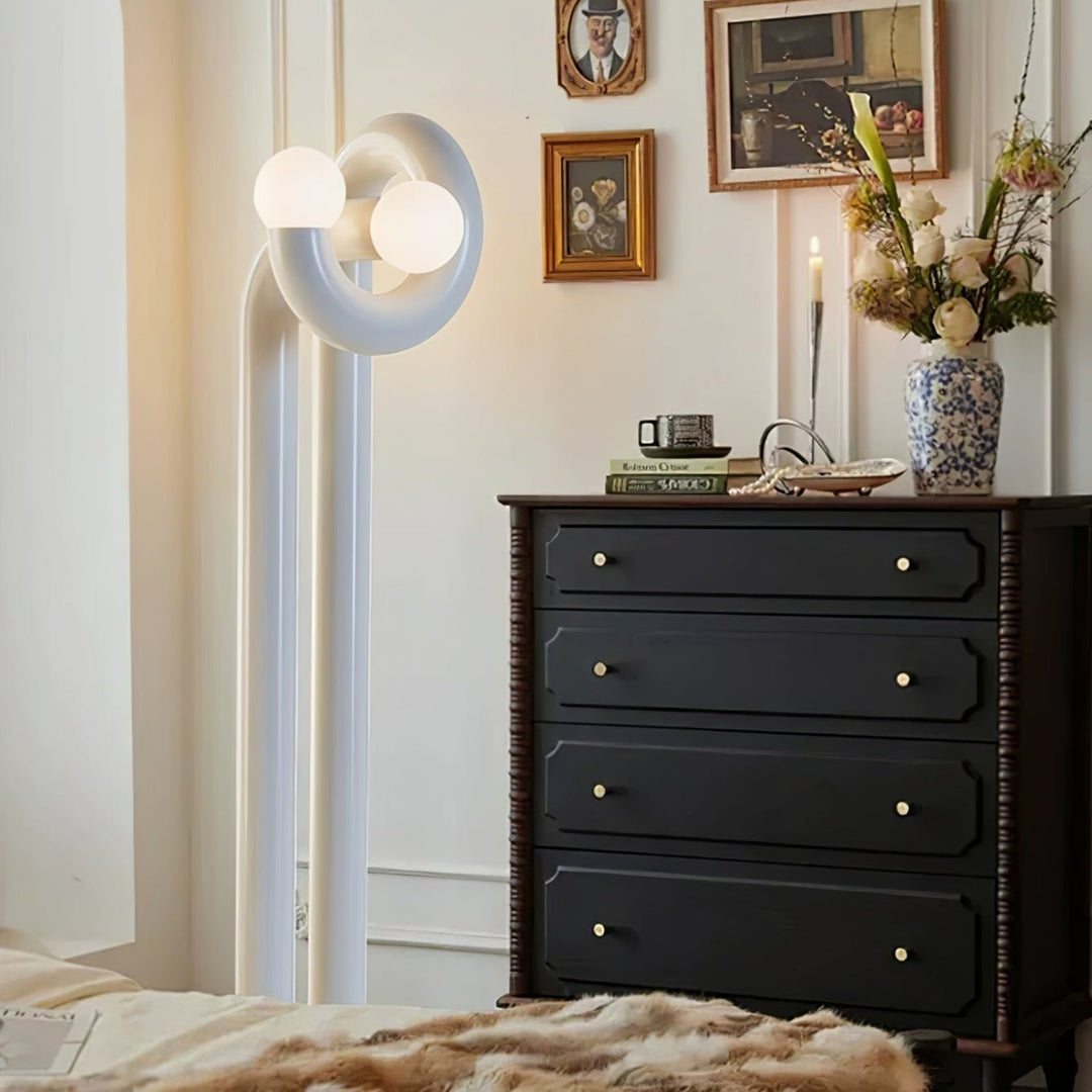 Lopuma Twist Floor Lamp 4