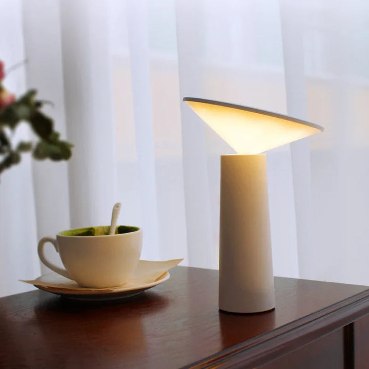 LumiFree – Wireless Table Light 1