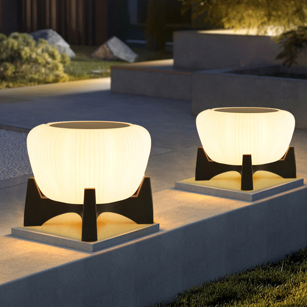 Luminara | Elegant Minimalist Solar LED Outdoor Pathway Light 2