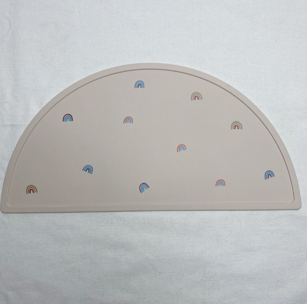 LunaMat™ – Rutschresistant Silicone Children's Placemat – Charming Tablemat 2