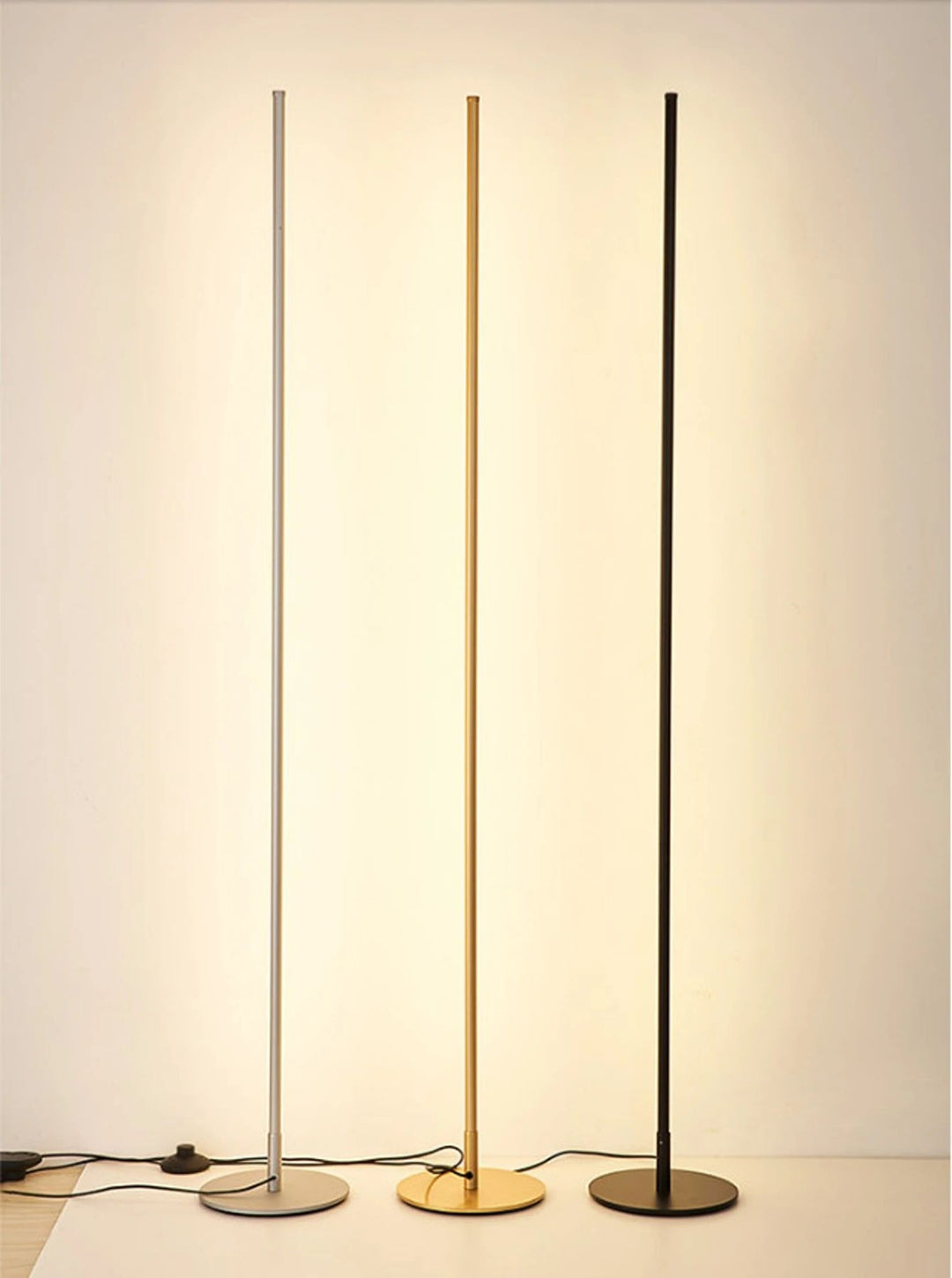 Lunaris | Minimalist Adjustable Floor Lamp for Soft Living Room Lighting 3