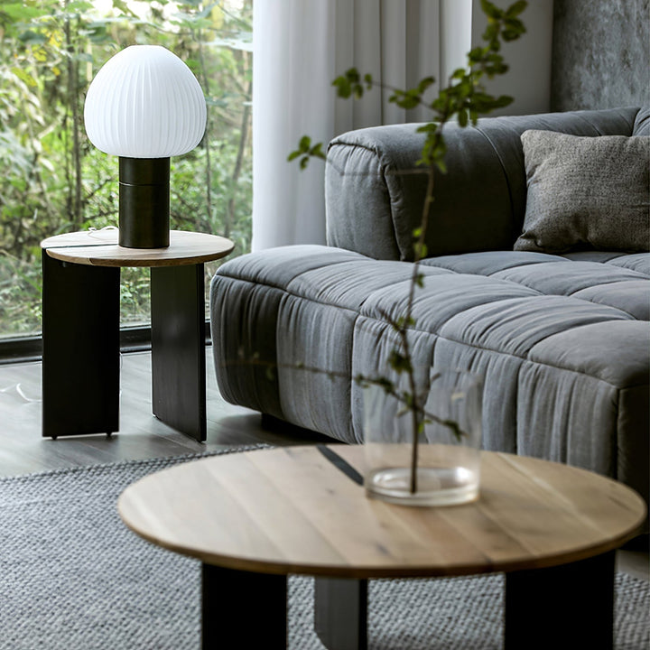 LuxeAura - Table Lamp with Subtle Elegance and Warm, Inviting Light 4