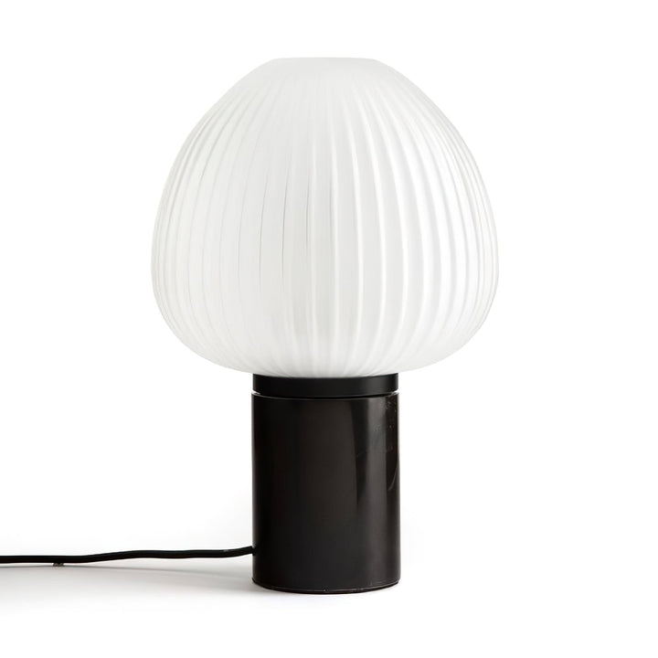 LuxeAura - Table Lamp with Subtle Elegance and Warm, Inviting Light 7