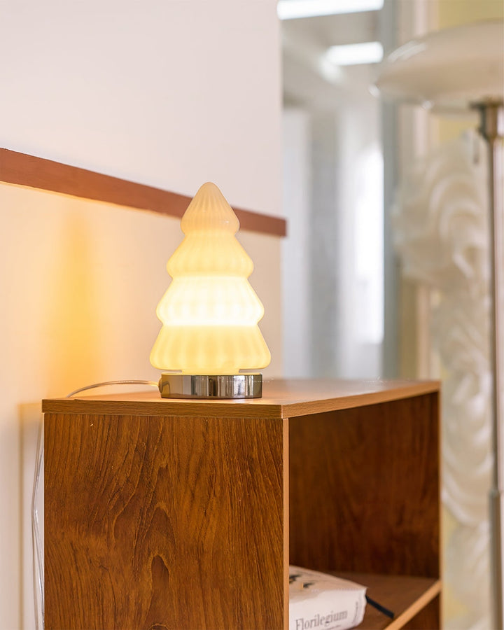 LuxeBranch – Sophisticated Tree-Inspired Table Lamp 5