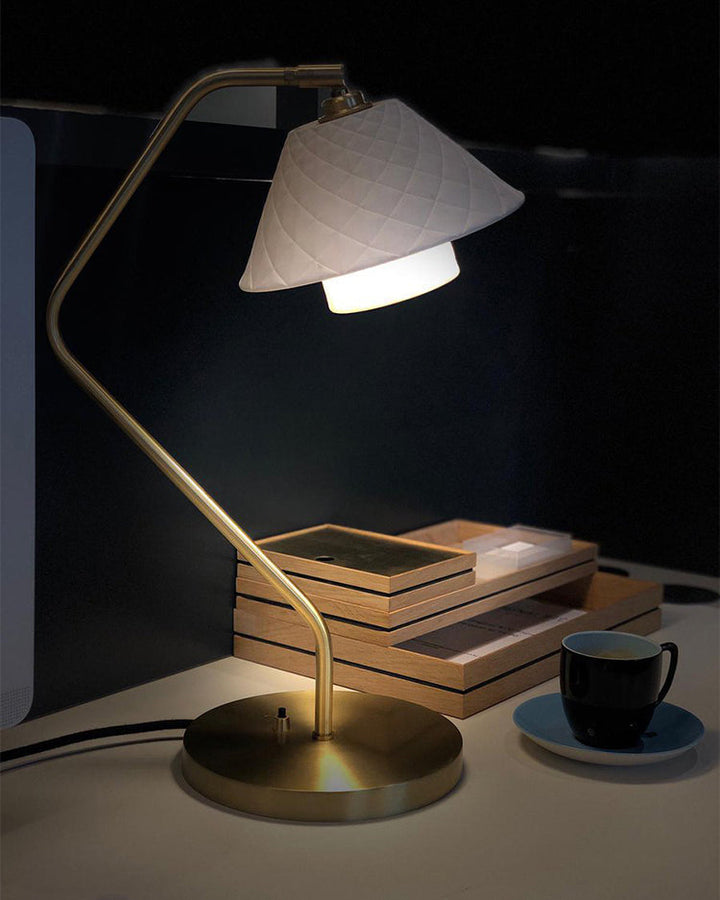LuxeDual - Double Table Lamp with Refined Design and Soft Light Spread 5