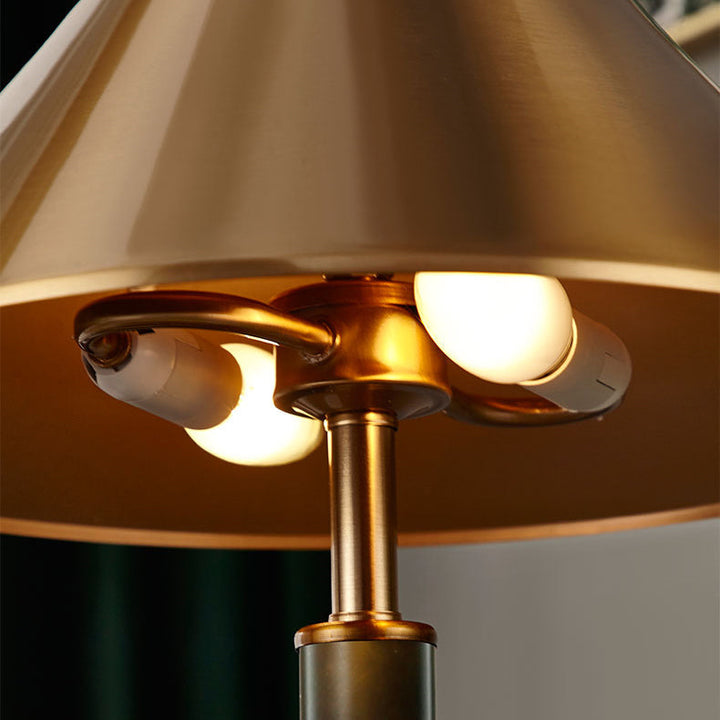 LuxeFuture - Elegant Lamp with Modern Form and Subtle Glow 7