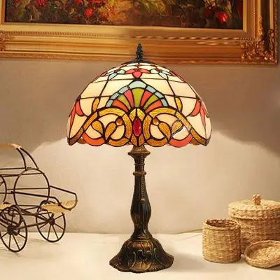 LuxeShade – Tiffany Office Lamp 2