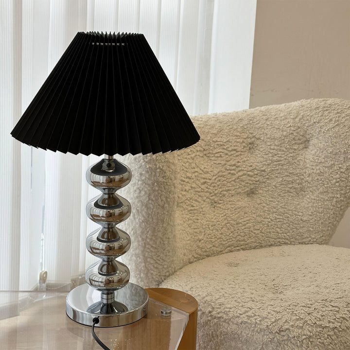 LuxeZuma - Table Lamp with Sleek Base and Cozy Illumination 5