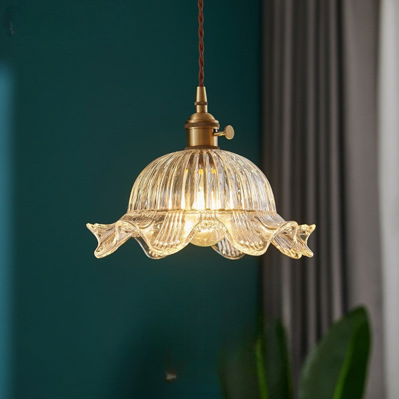 Luxen | Retro-inspired Transparent Hanging Lamp for Classic Interior 1