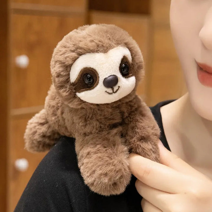 Magnetic Shoulder Cuddle Toy - ChameoClip 1