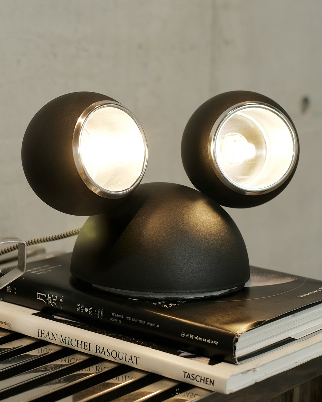 MickeySphere - Elegant Table Lamp 7